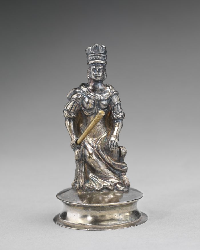 Chessman (Queen)