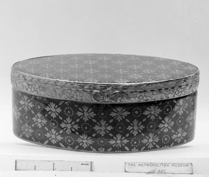 Snuffbox