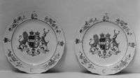 Tureen with phoenixes in landscape