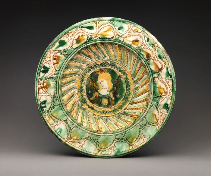 Plate with angels