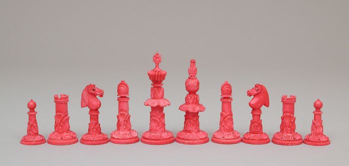Chessmen (32)