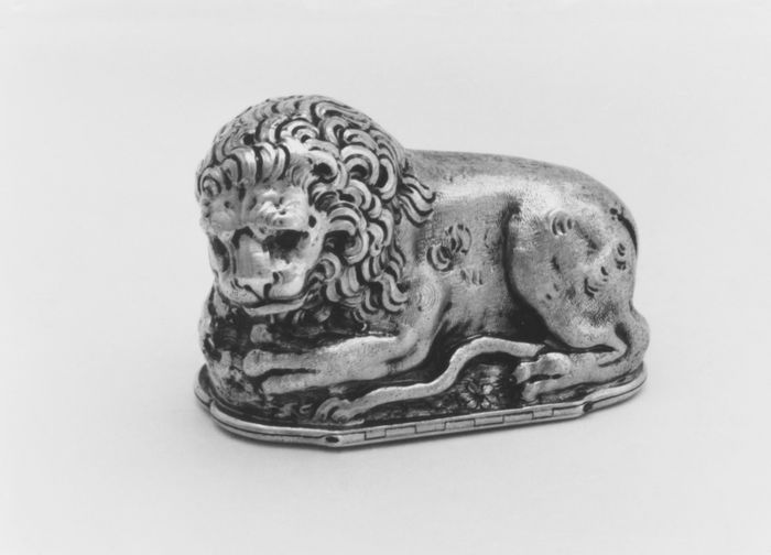 Snuffbox