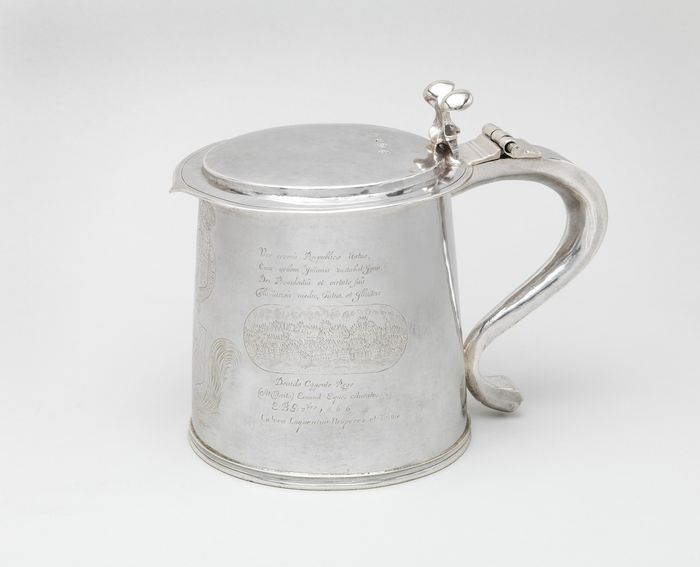 Tankard engraved with scenes of the Great Plague and the Great Fire of London