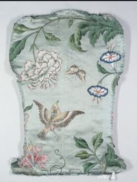 Snuffbox with genre scenes