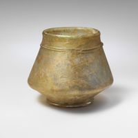 Glass flask