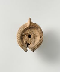 Terracotta pointed aryballos (oil flask)