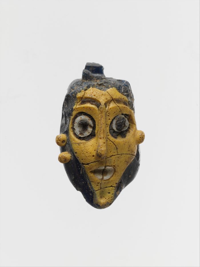 Glass head pendant