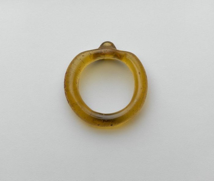 Glass ring