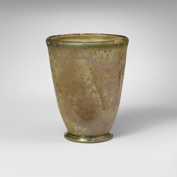 Glass beaker