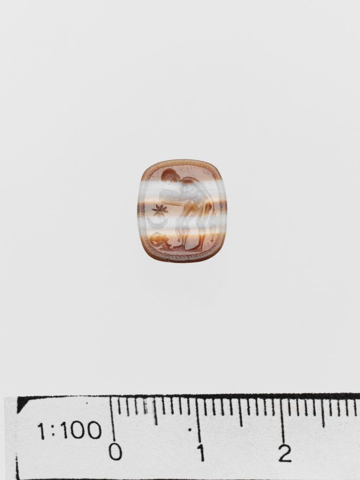 Banded agate ring stone