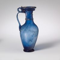 Glass bowl