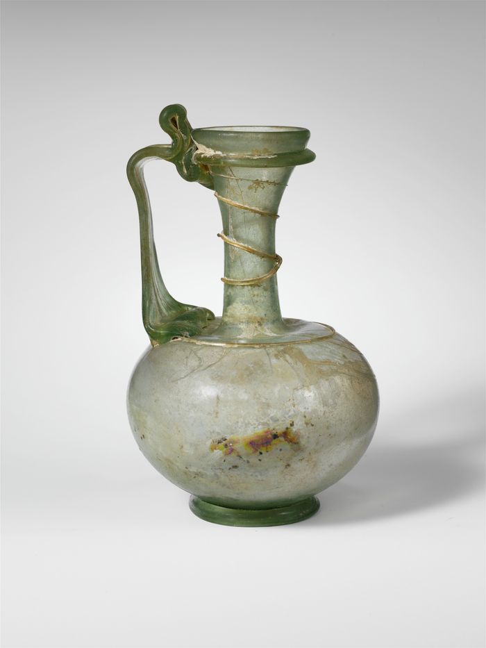 Glass jug