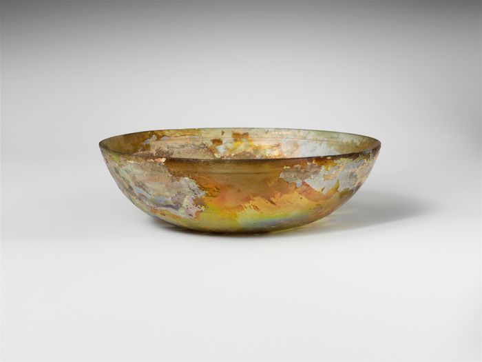 Glass bowl
