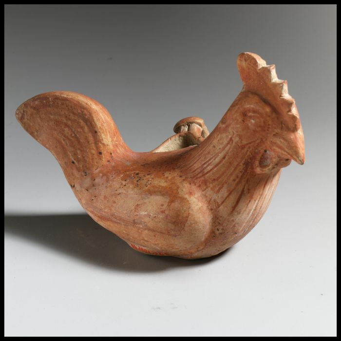 Terracotta askos (flask with a spout) in the form of a cock