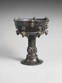Terracotta askos (flask with a spout and handle over the top) in the form of a duck