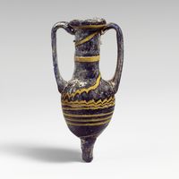 Bronze double-ax head