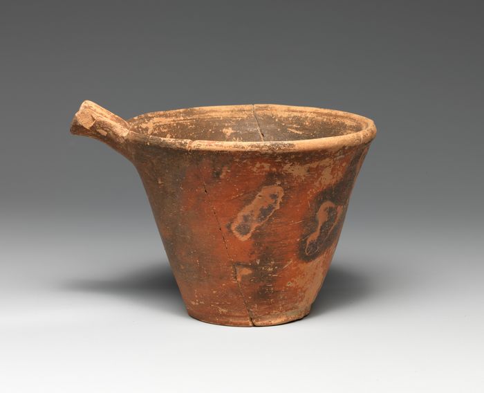 Terracotta spouted cup, Vasiliki ware