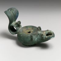 Statuette of a Woman