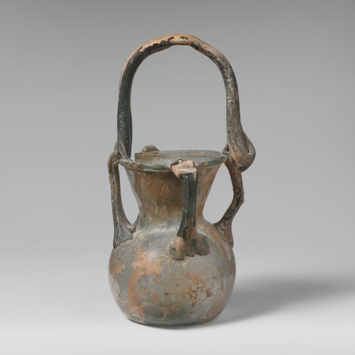 Glass jar with basket handle