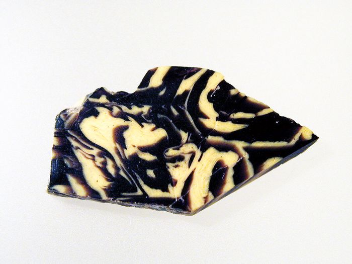 Glass mosaic inlay fragment