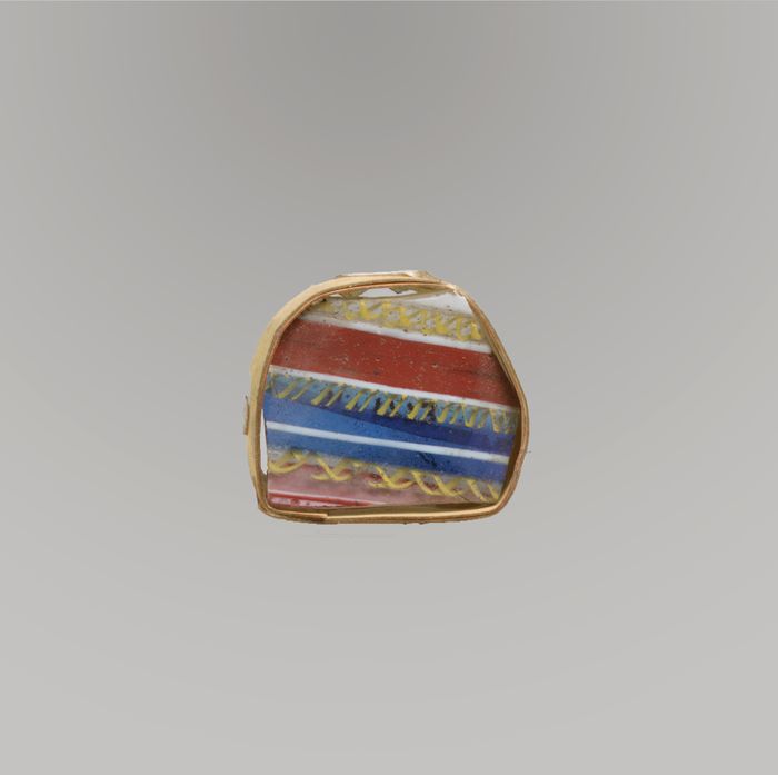 Glass striped mosaic bowl fragment