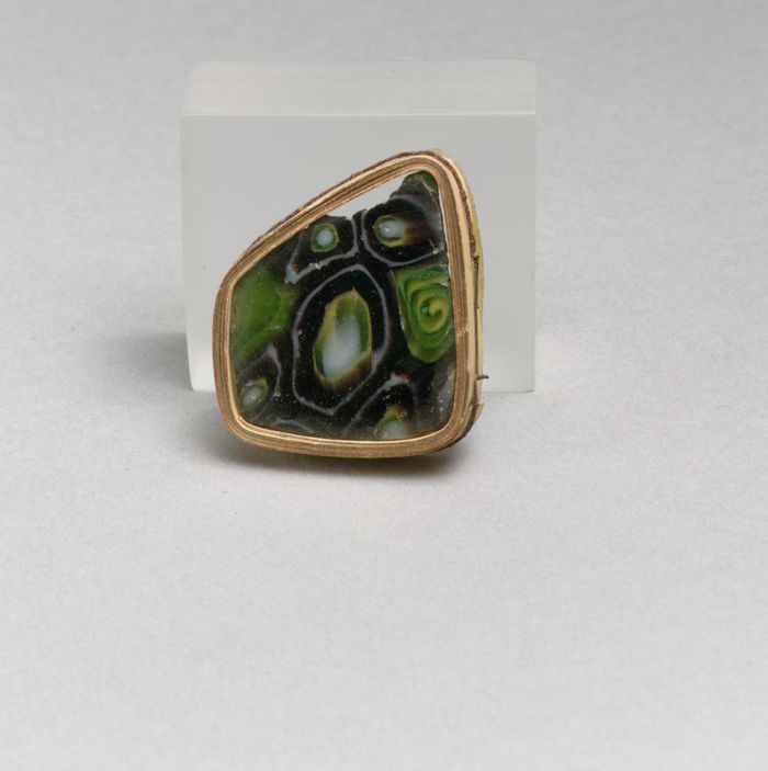 Glass mosaic fragment