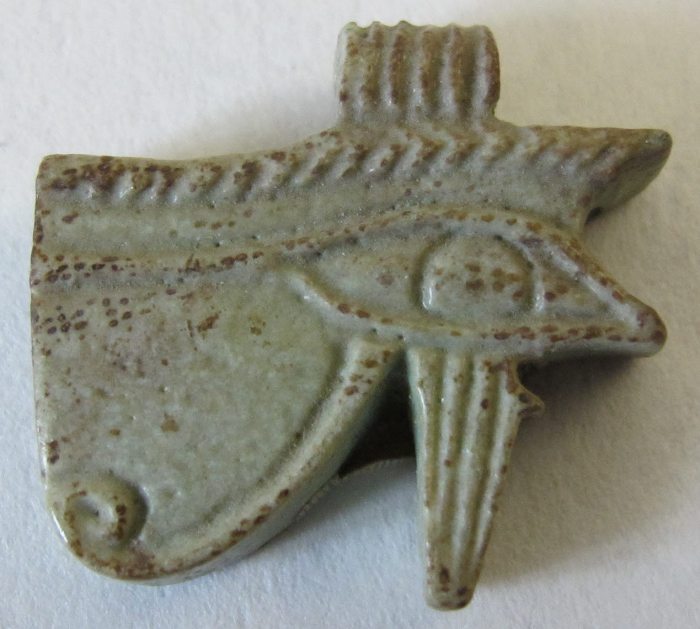 simple single-sided udjat amulet