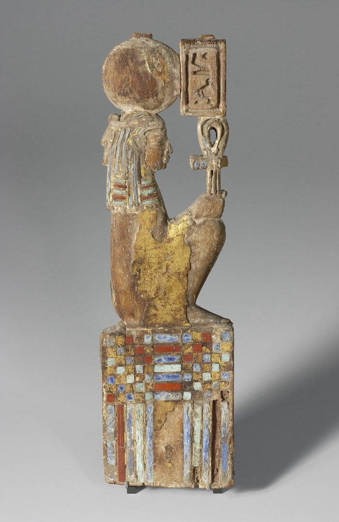 applique; inlay; naos