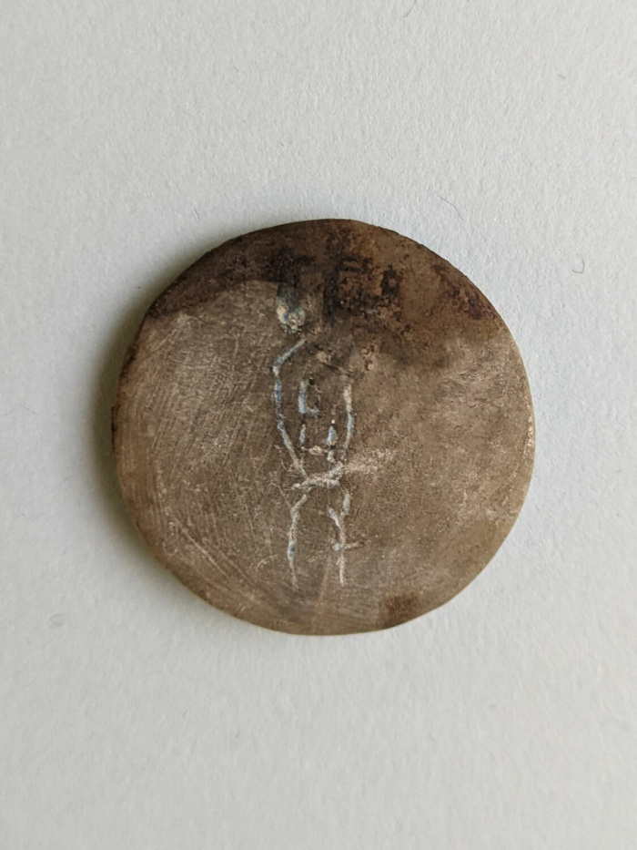 vase lid; miniature vase