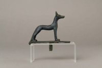 Thumbnail image for figurine; divine sign