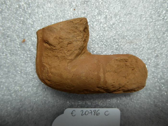 figurine of a praying woman