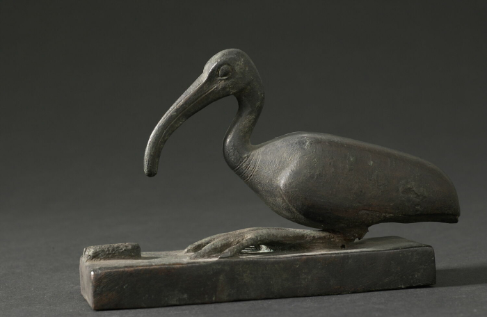 donor figurine