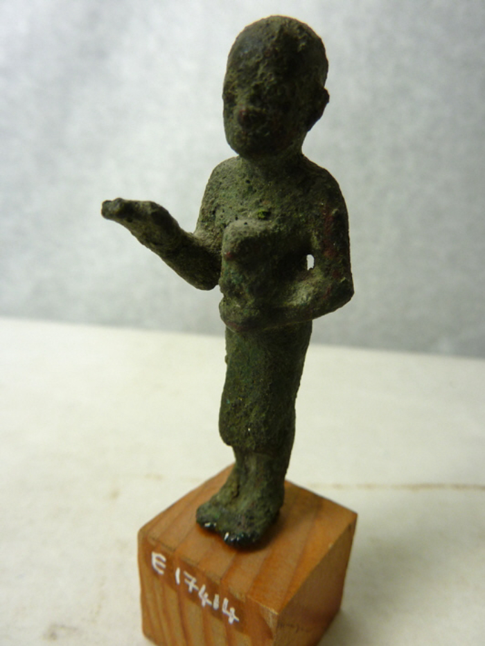 donor figurine